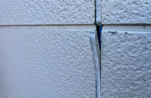 コーキングの剥がれ